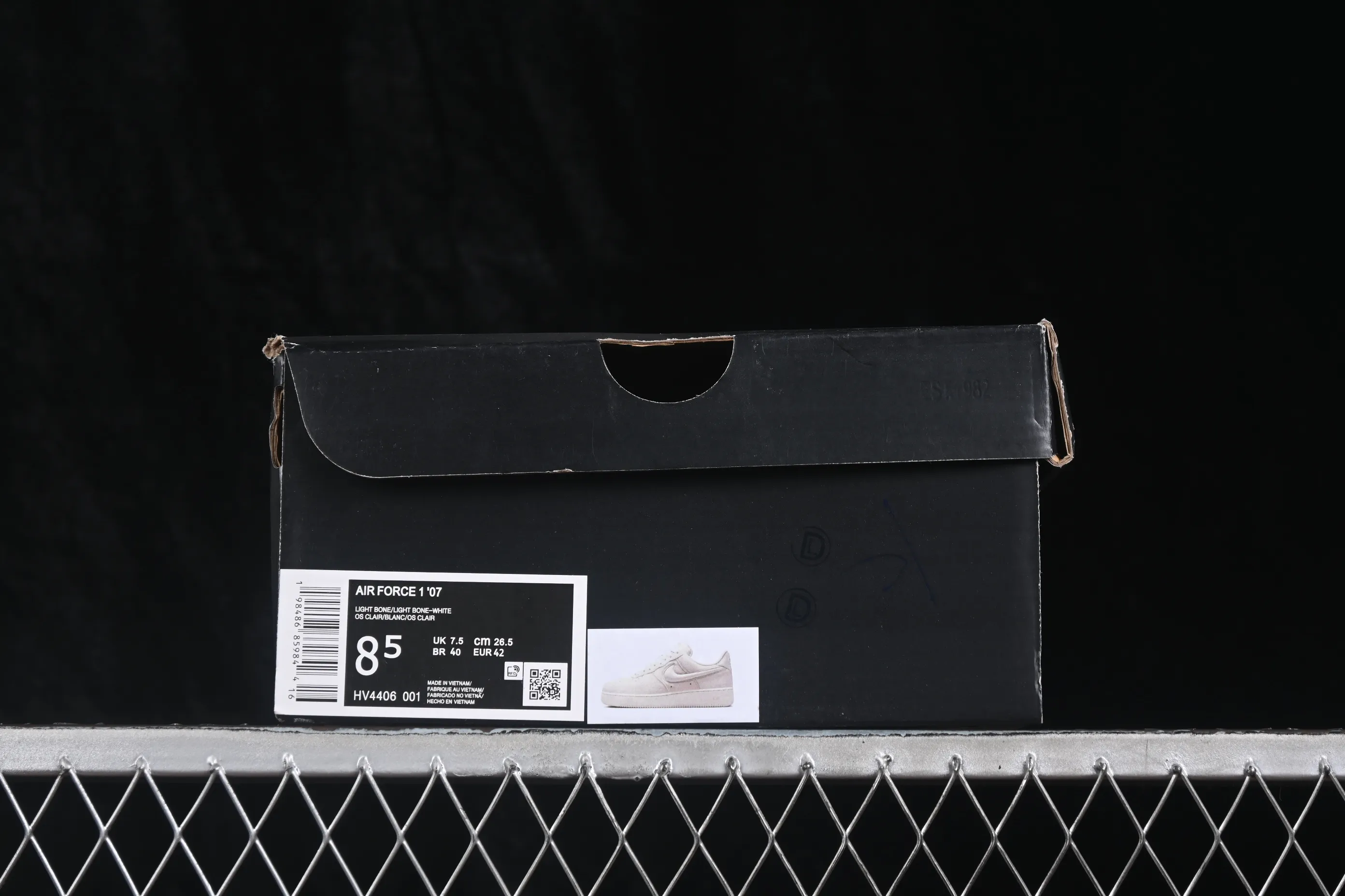 All categories Nk Air Force 1 Air Force series Nk Air Force 1 Low Air Force low-top Nike Air Force 1'07 Low Air Force 1 low-top casual sneakers HV4406-001
